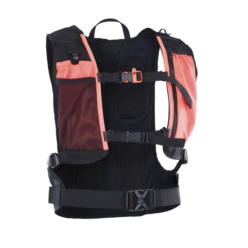 ION Explorer Bag 2026